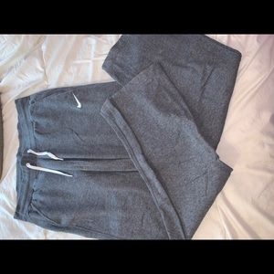 NIKE sweats